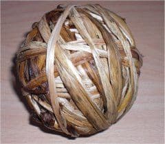 Artikelbild Bälle aus Naturmaterialien basteln