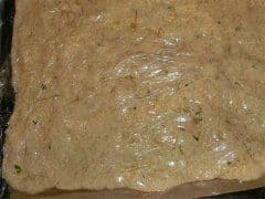 Kartoffelbrot einölen