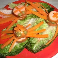 Artikelbild Wurstspinnen mit Karottenbeinchen zubereiten